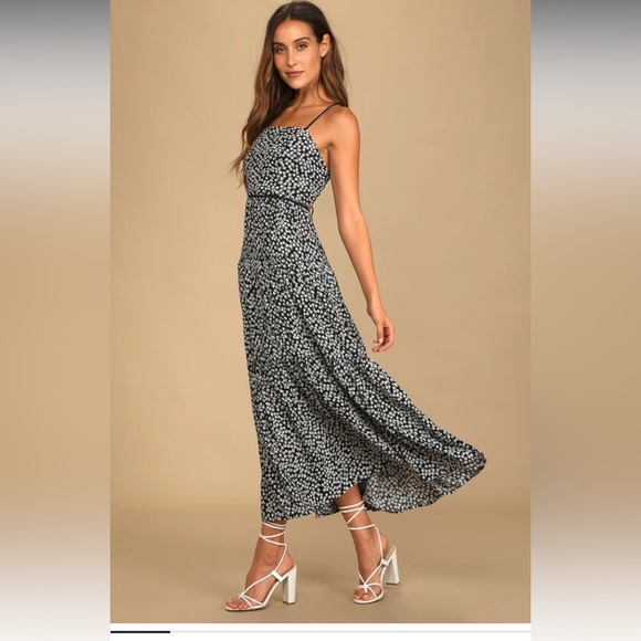 Kind Heart Black Floral Print Tiered Lace-Up Midi Dress - Picture 3 of 8